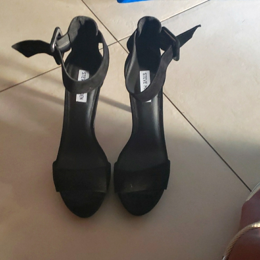 Steve Madden suede heels nwt